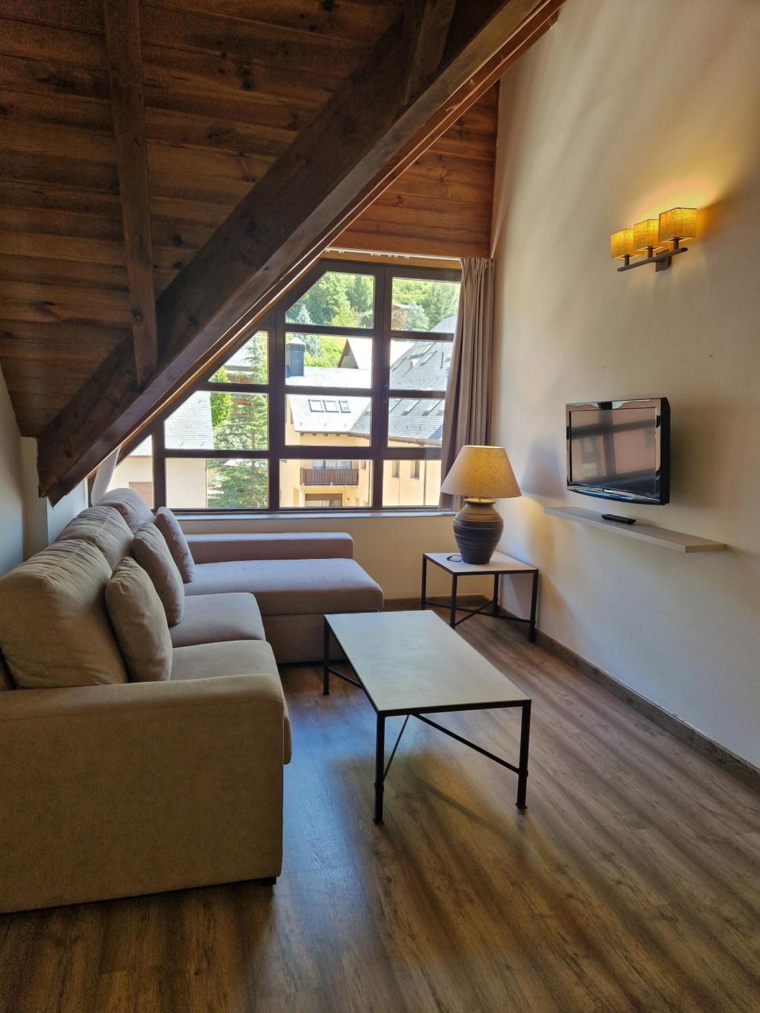 Aparthotel Eth Palai Vielha Esterno foto