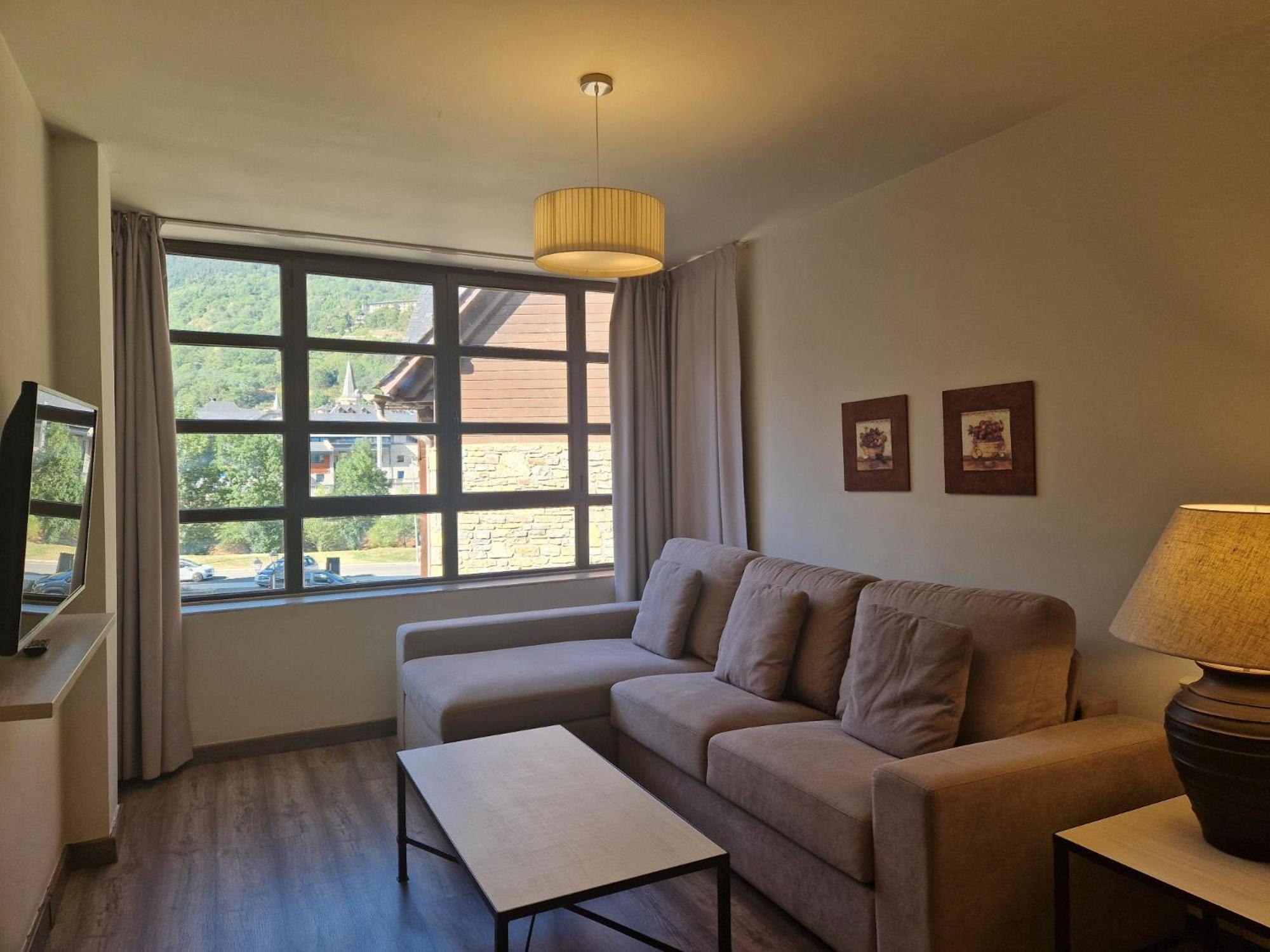 Aparthotel Eth Palai Vielha Esterno foto